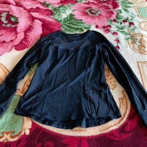 Lululemon top